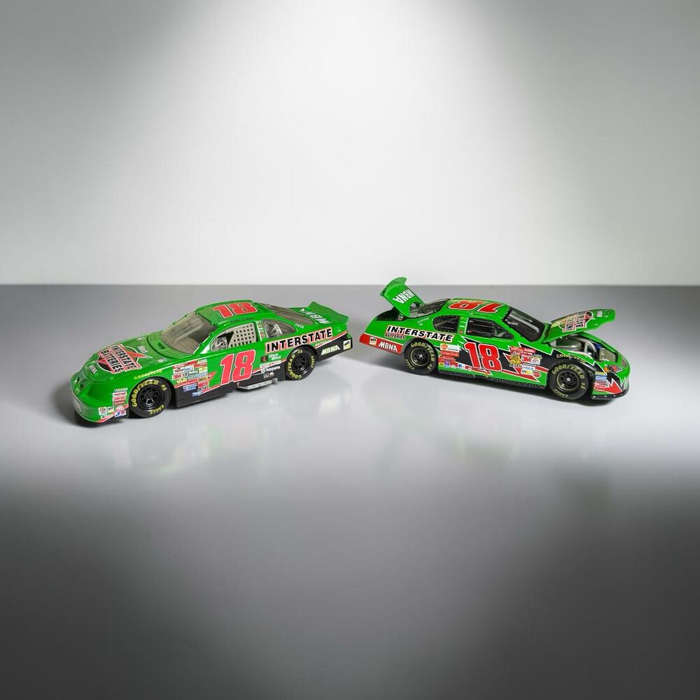 Bobby Labonte #18 Interstate Batteries 1:24 Diecast '02 Chevy Monte '99 Pontiac